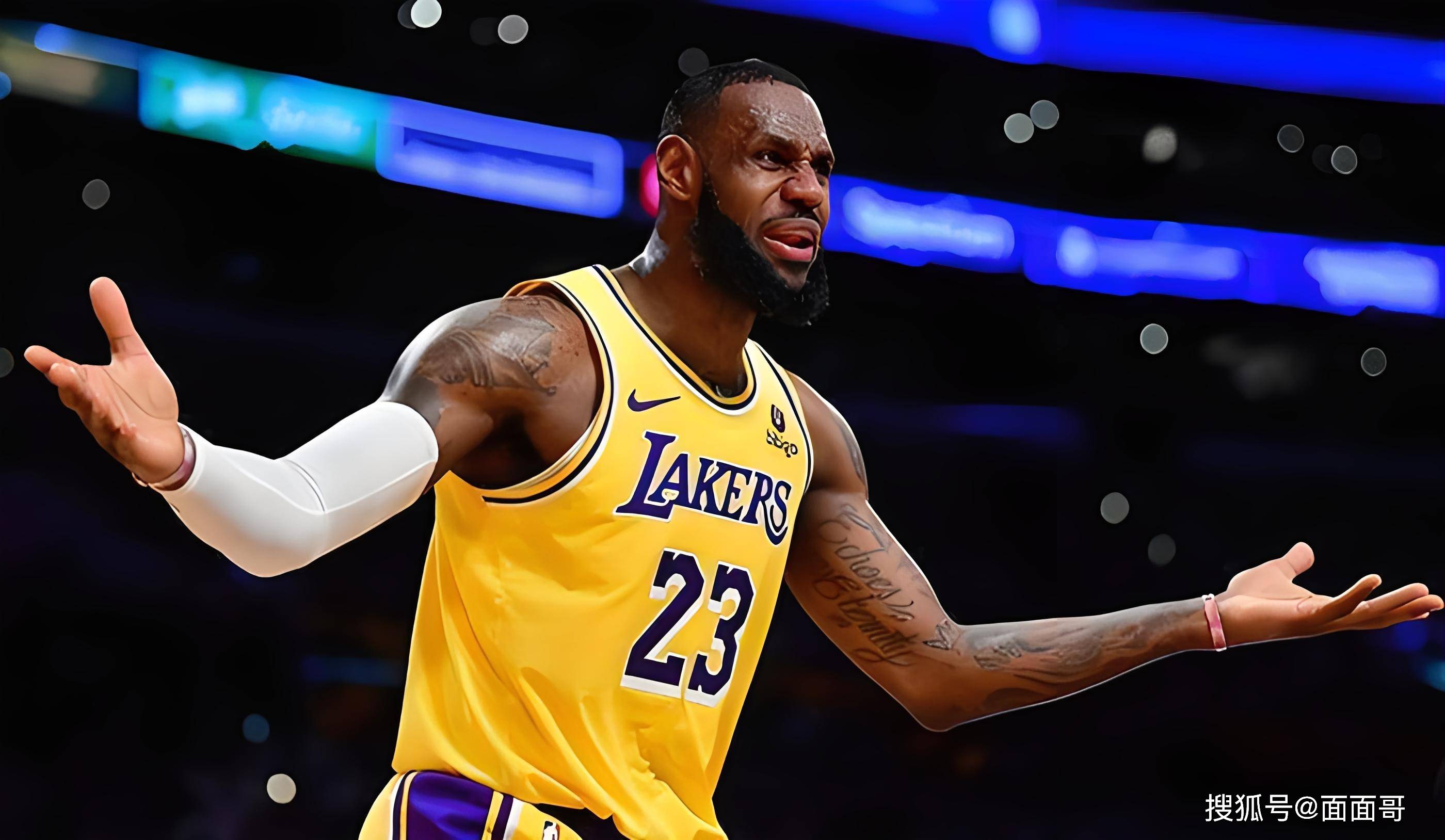 开赛！桐庐上演马术“巅峰对决”（赛事打响！桐庐上演马术巅峰之战）