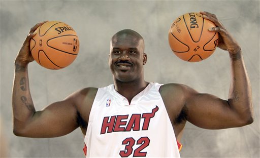 骑行爱好者穿骑行服唱说唱拍MV，运动体验别样精彩（骑行爱好者身着骑行服唱Rap拍MV，解锁别样运动乐趣）