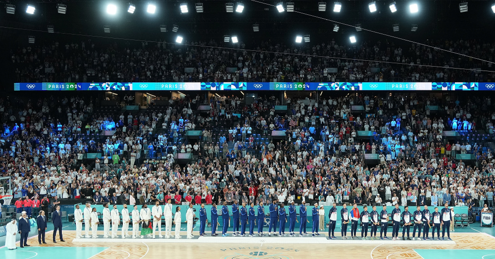 阿达尼：阿根廷并非世界杯夺冠最大热门；罗德里比佩德里重要（阿达尼：阿根廷不是世界杯头号夺冠热门，罗德里比佩德里更关键）