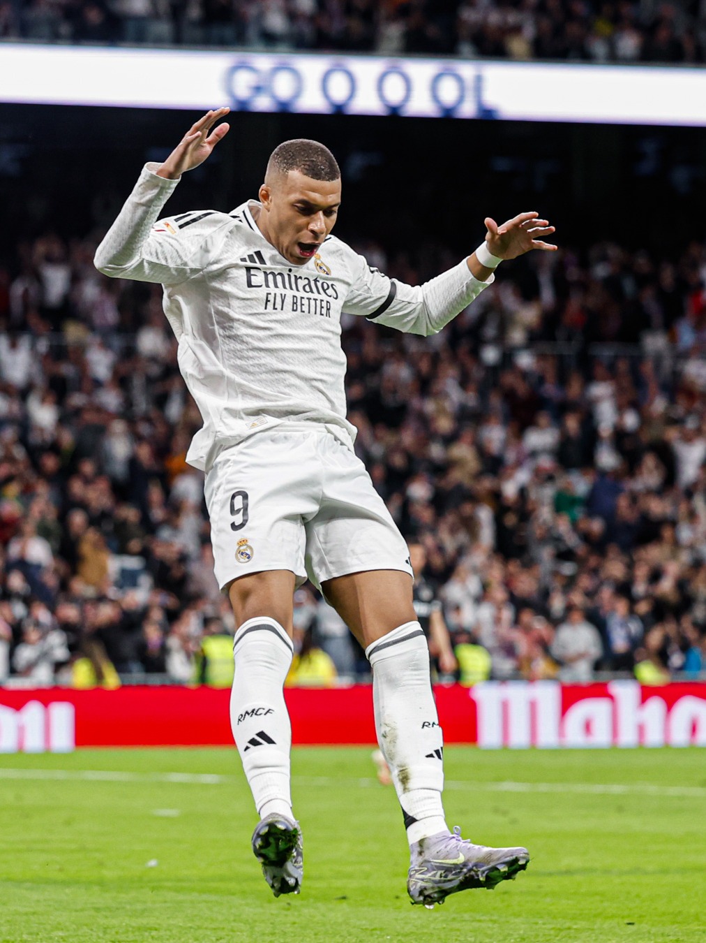 埃尔坎：斯帕莱蒂拥有经验，他必须带领尤文赢球（埃尔坎：斯帕莱蒂经验十足，必须带领尤文取胜）