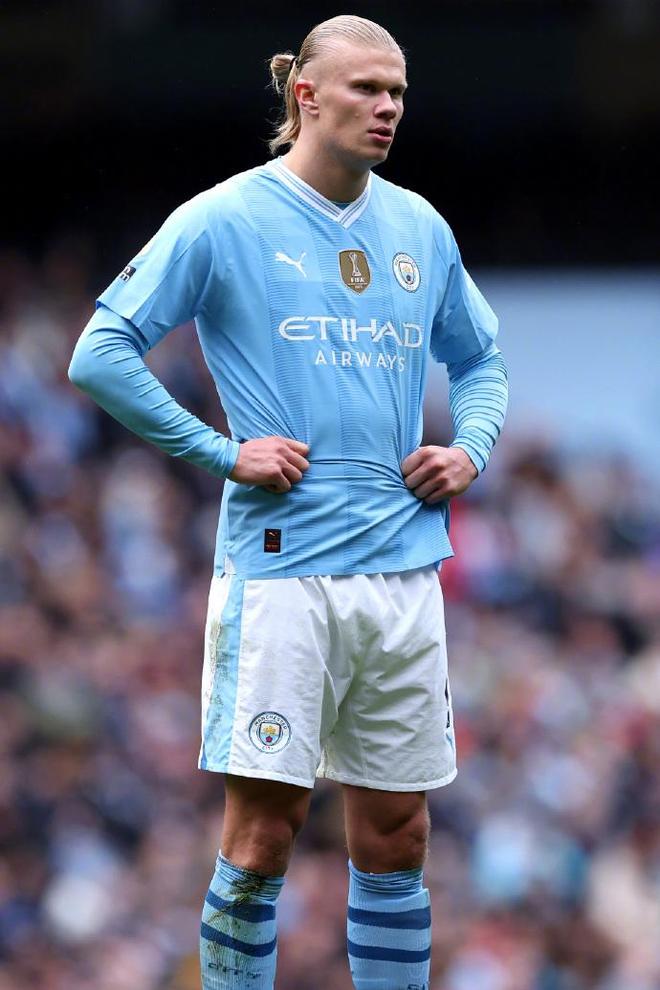 沙特主场气势惊人（沙特主场声势逼人）